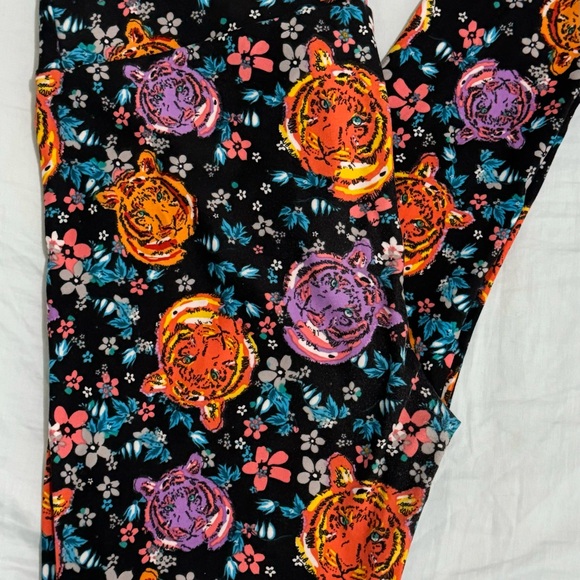 Lularoe Mommy and Me Set - Picture 2 of 4